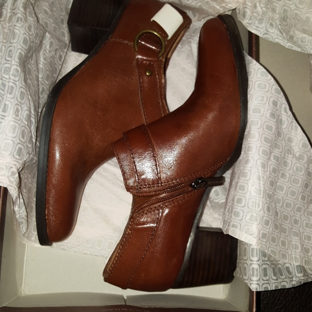 Bandolino Ankle Boots